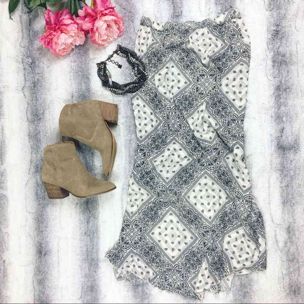 Volcom • Handkerchief Maxi Skirt
